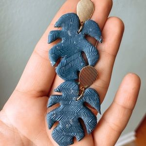 Monstera leaf polymer clay earrings